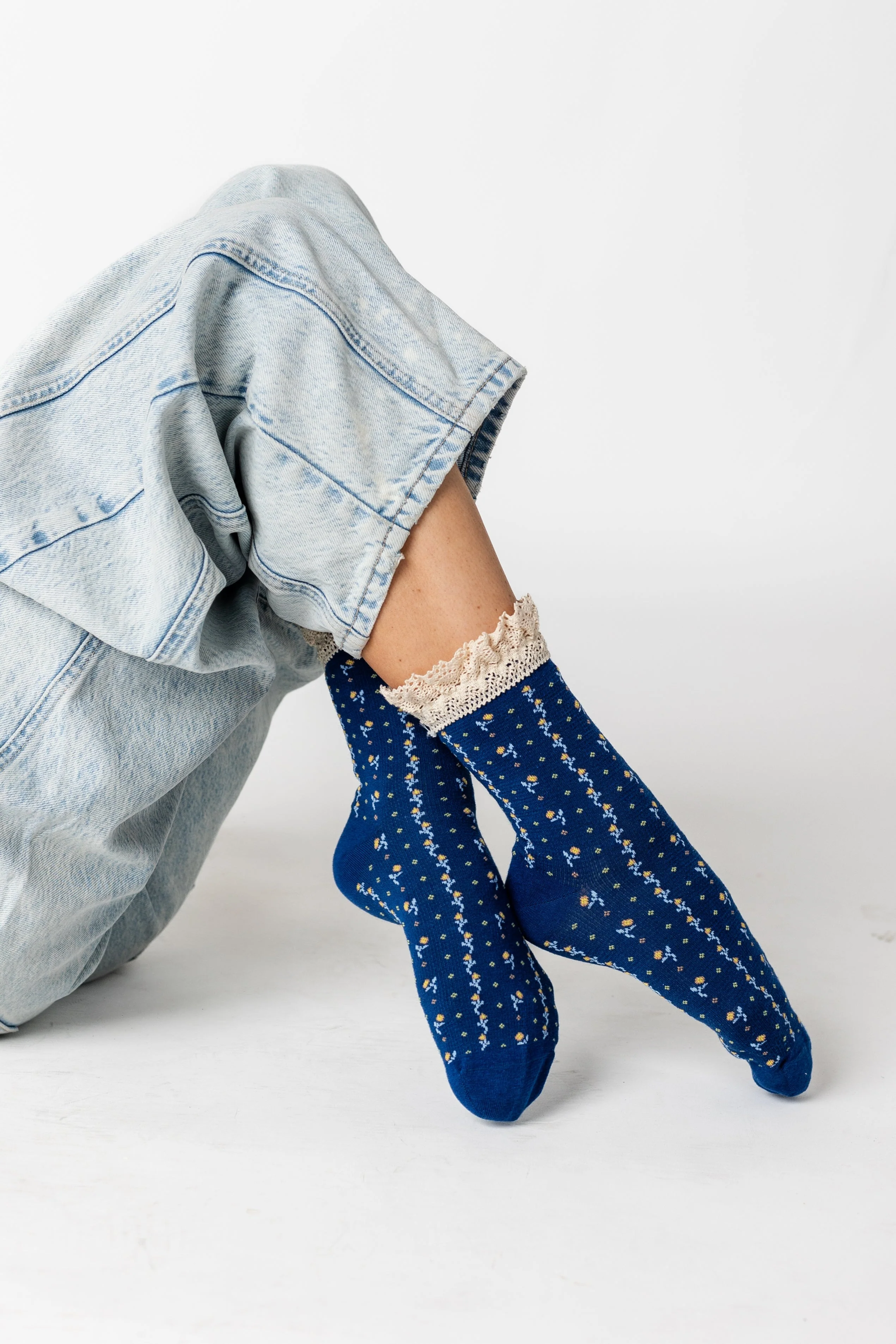 Cove All About Ruffles Socks - Image 9