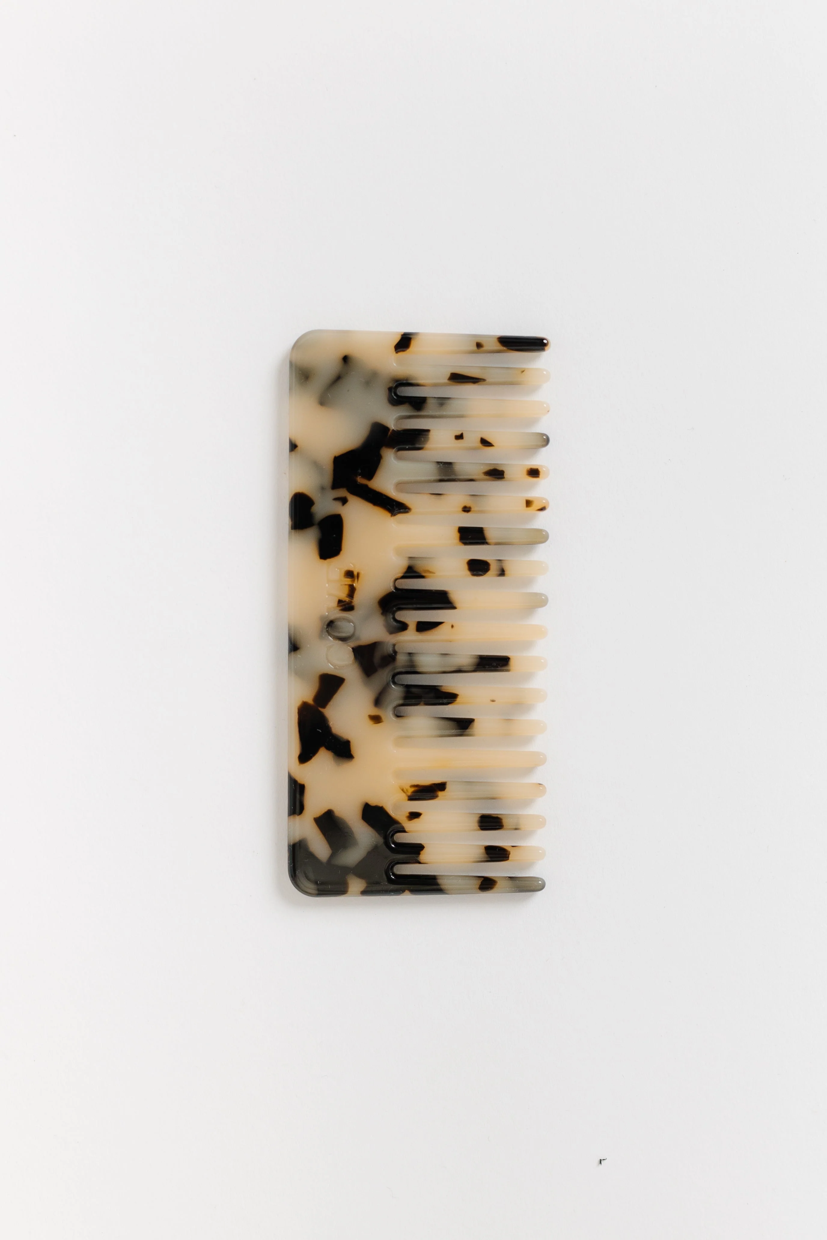 Cove Beach Scene Comb - Image 5