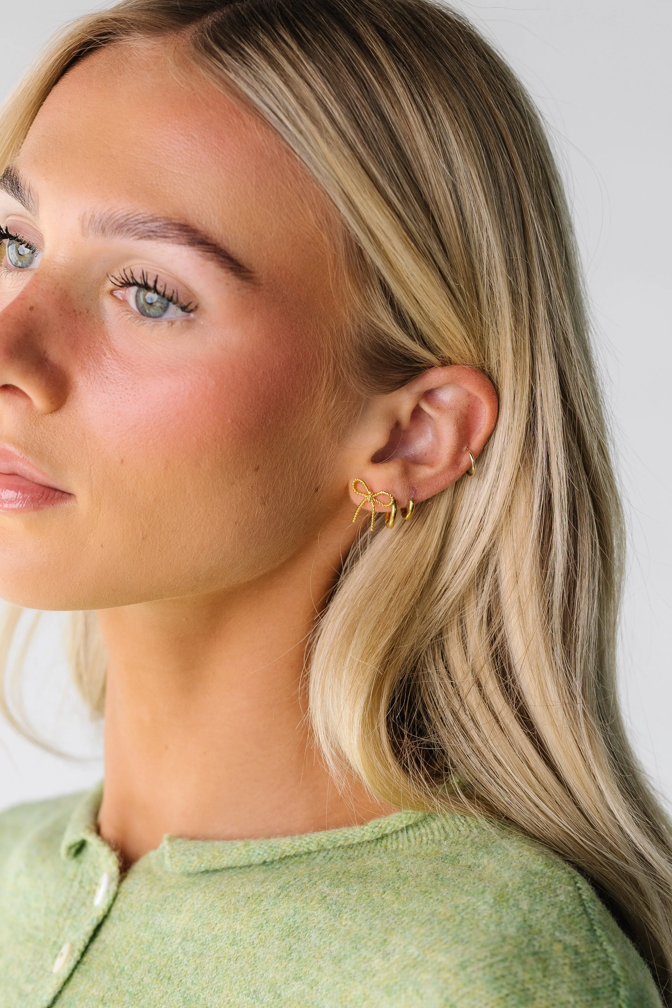 Cove Beaded Bow Earrings - Image 2