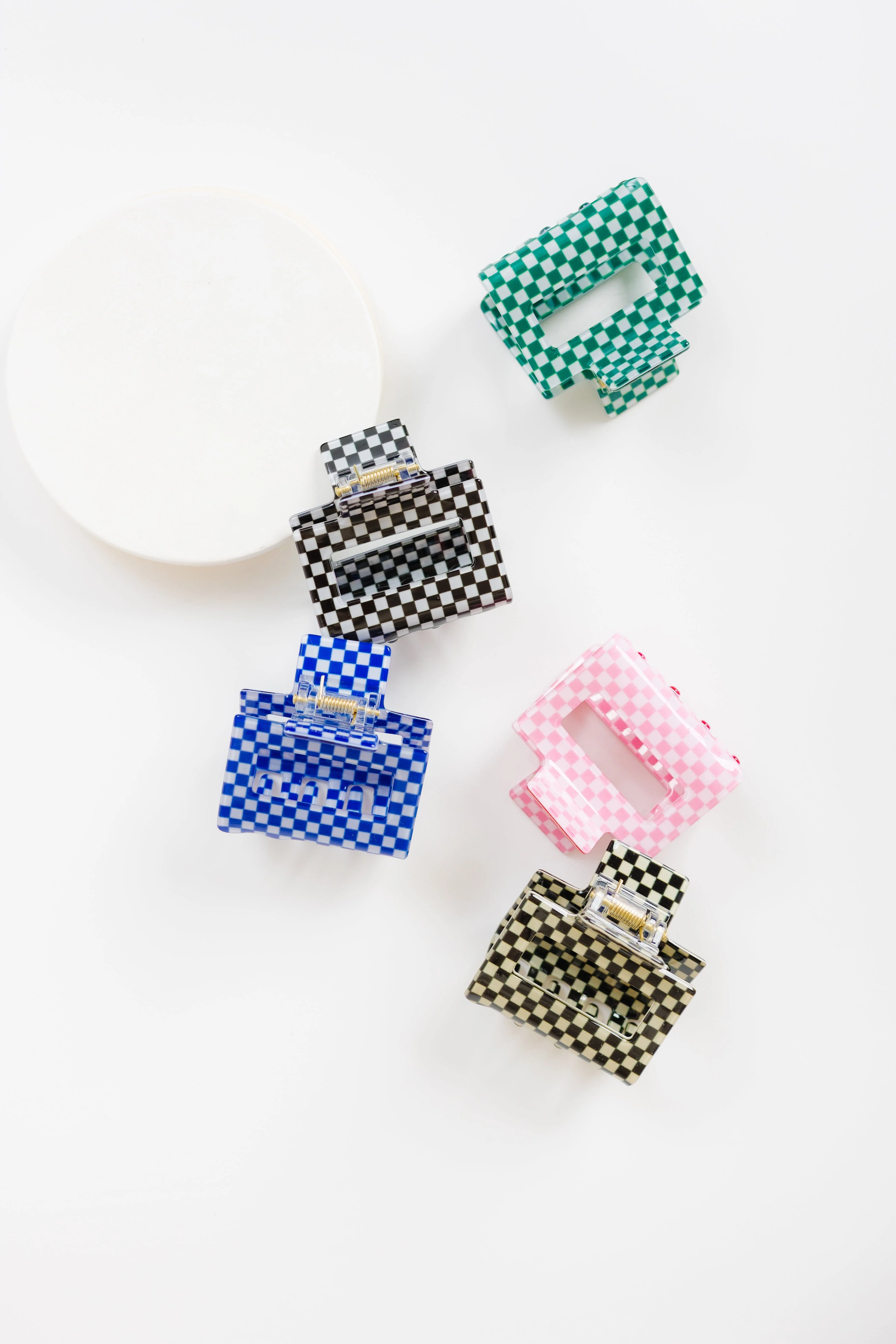 Cove Everly Checker Hair Claw - Image 4