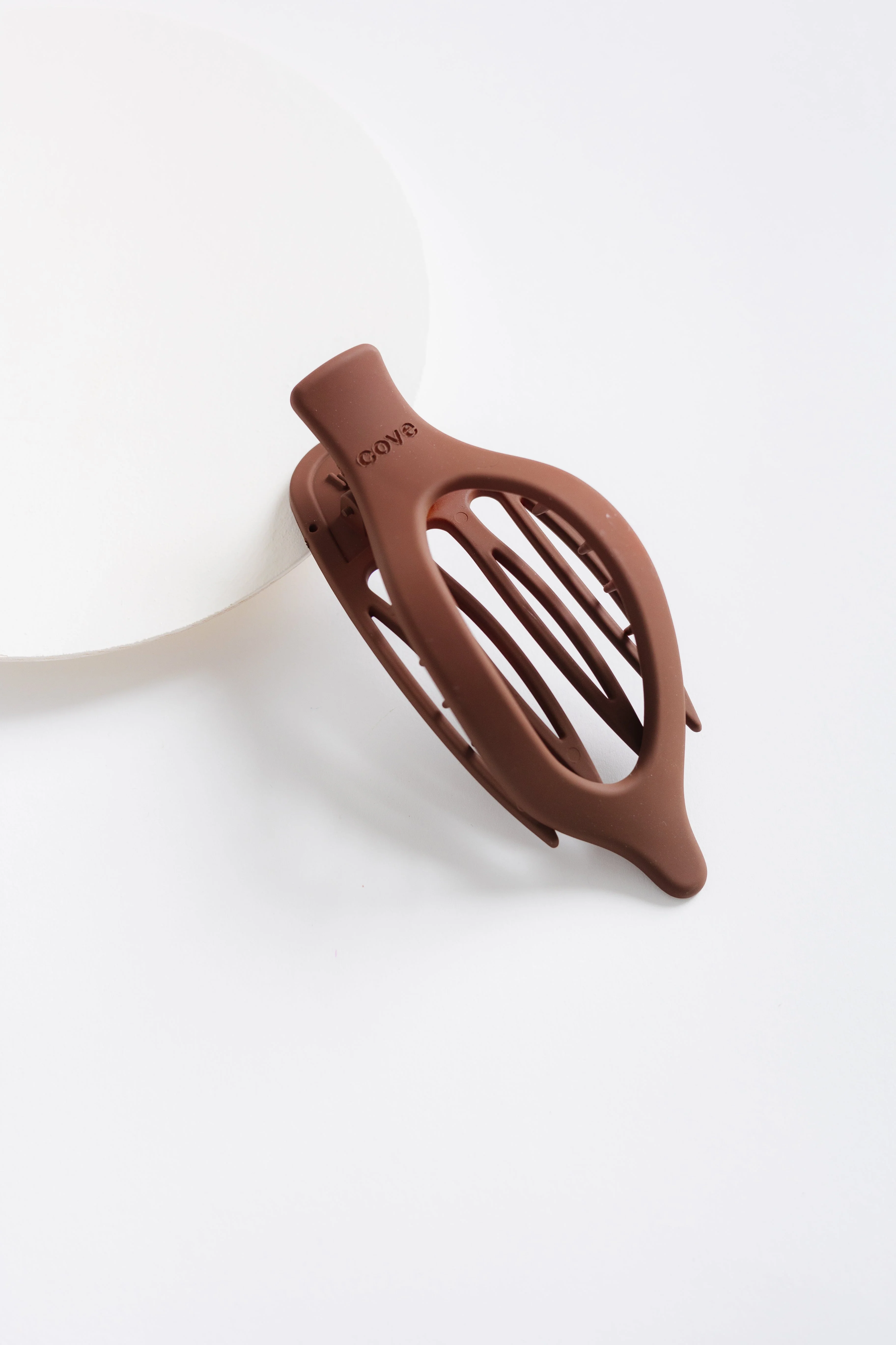 Cove Flat Oval Relax Claw - Image 5