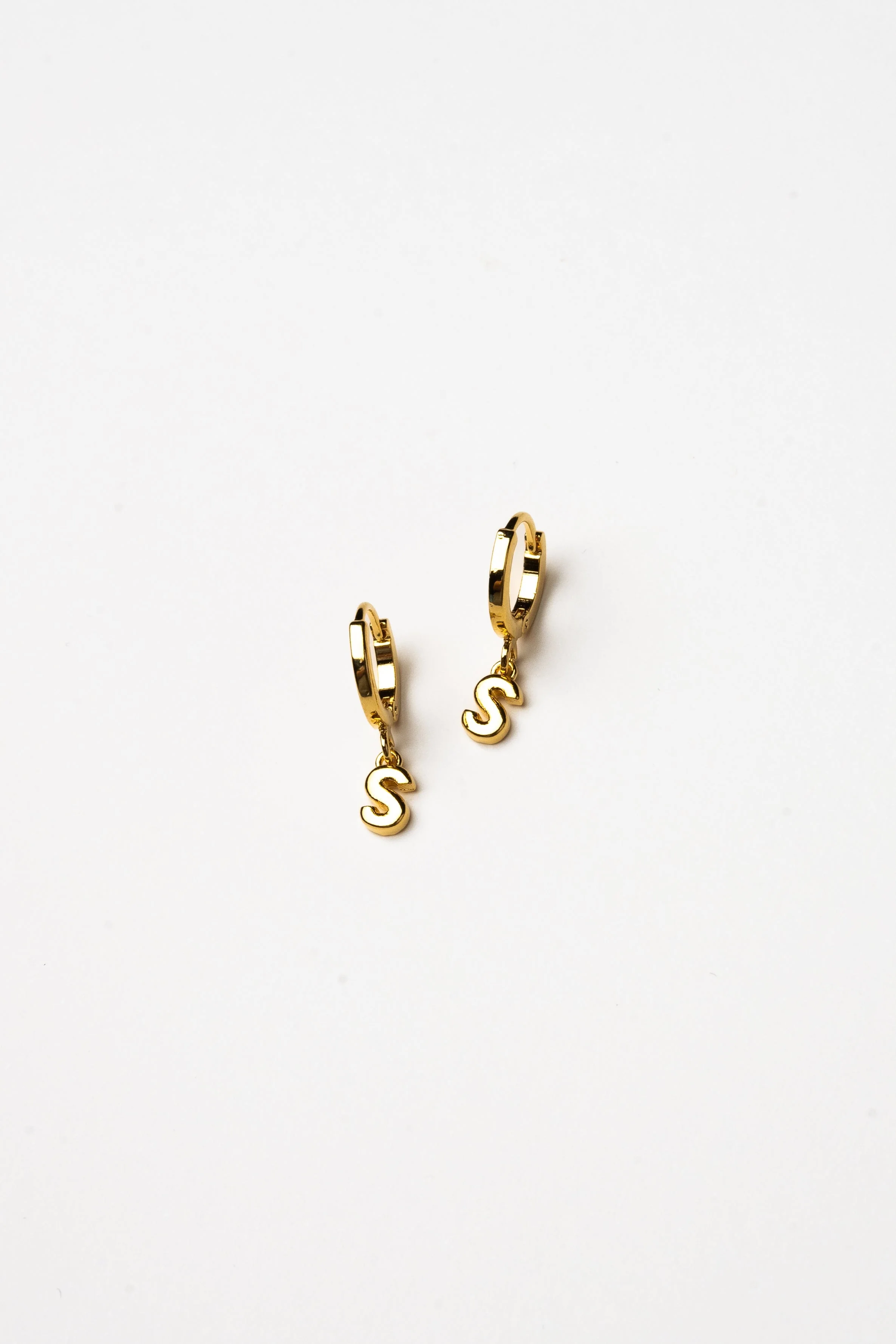 Cove Initial Letter Huggie Earrings - Image 20