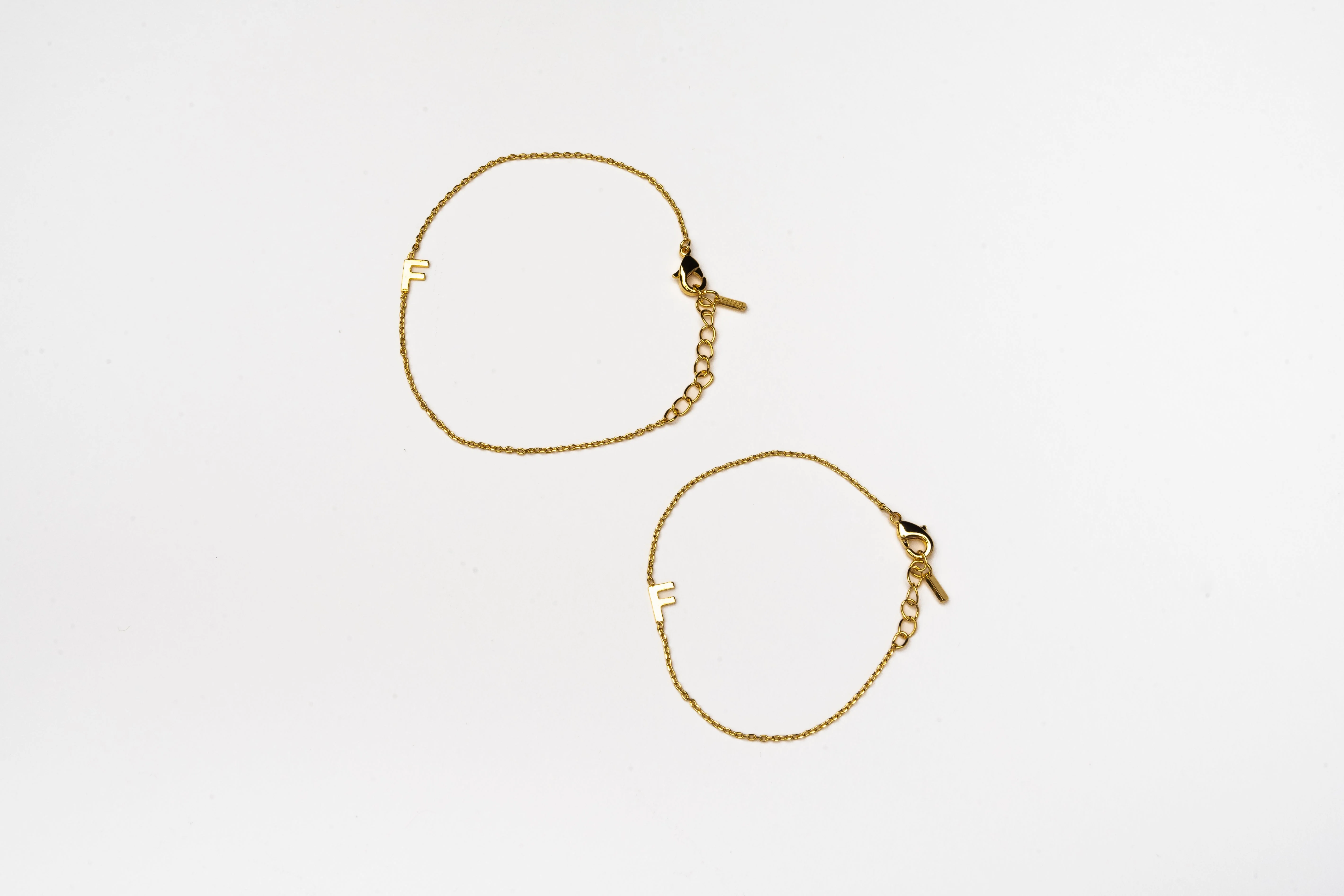 Cove Kid's Initial Bracelet - Image 12
