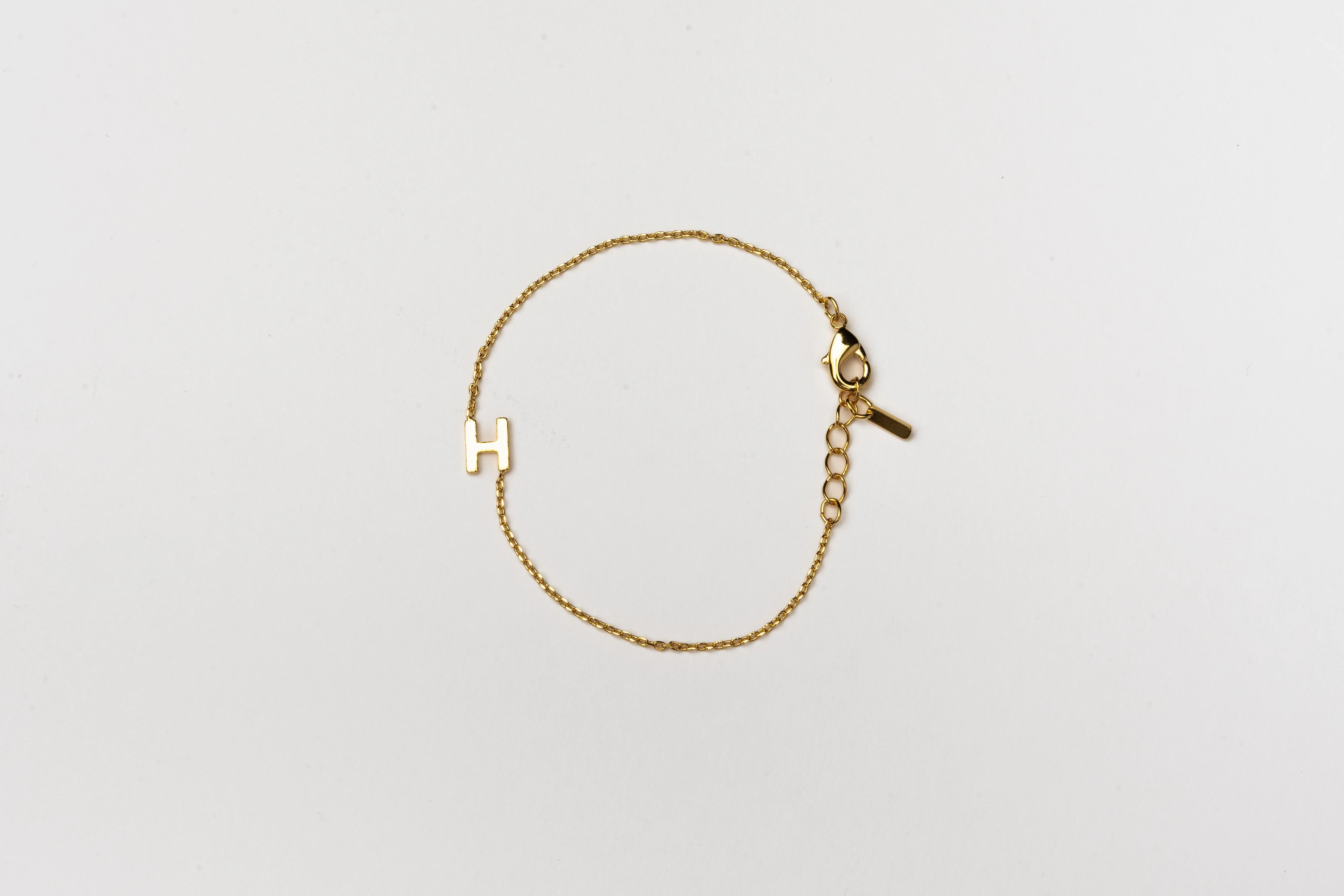 Cove Kid's Initial Bracelet - Image 17