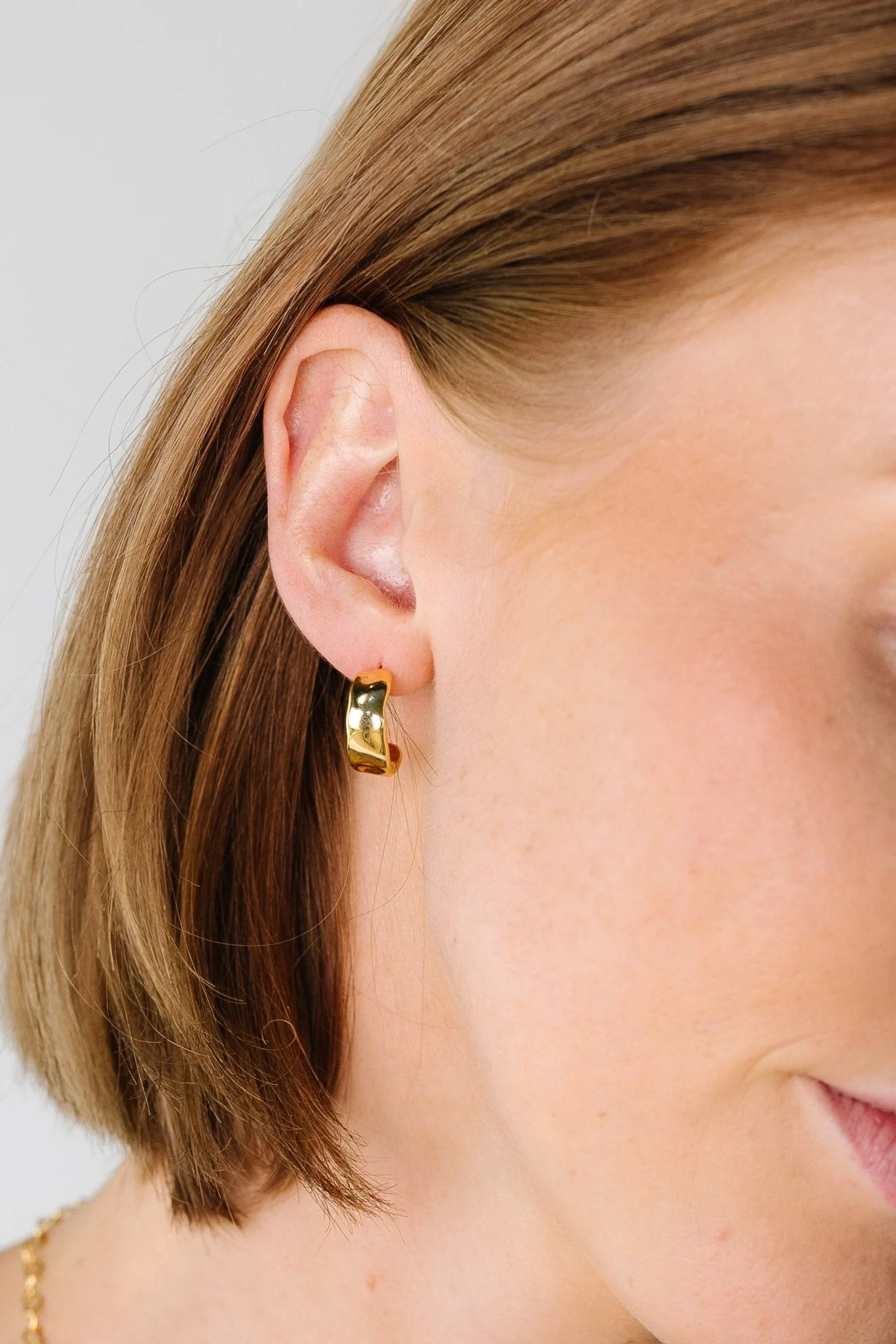 Cove Ritta Hoops - Image 2
