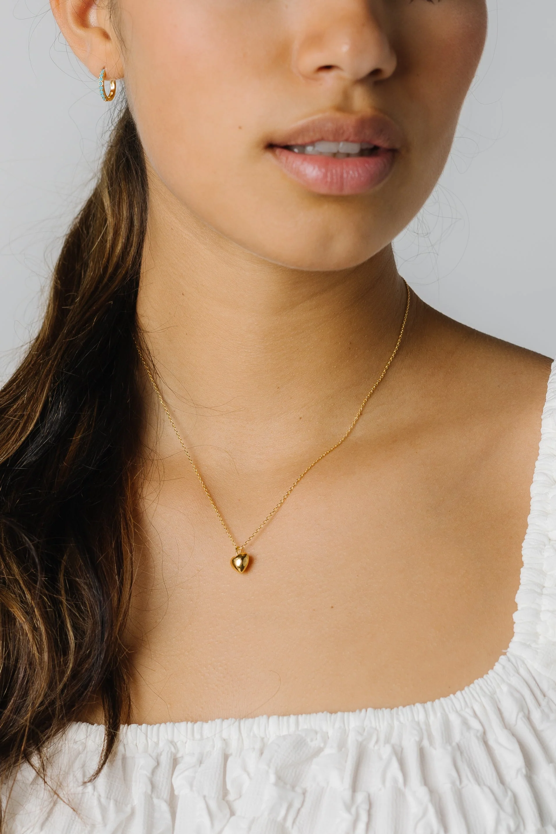 Cove Solid Petite Heart Necklace - Image 3