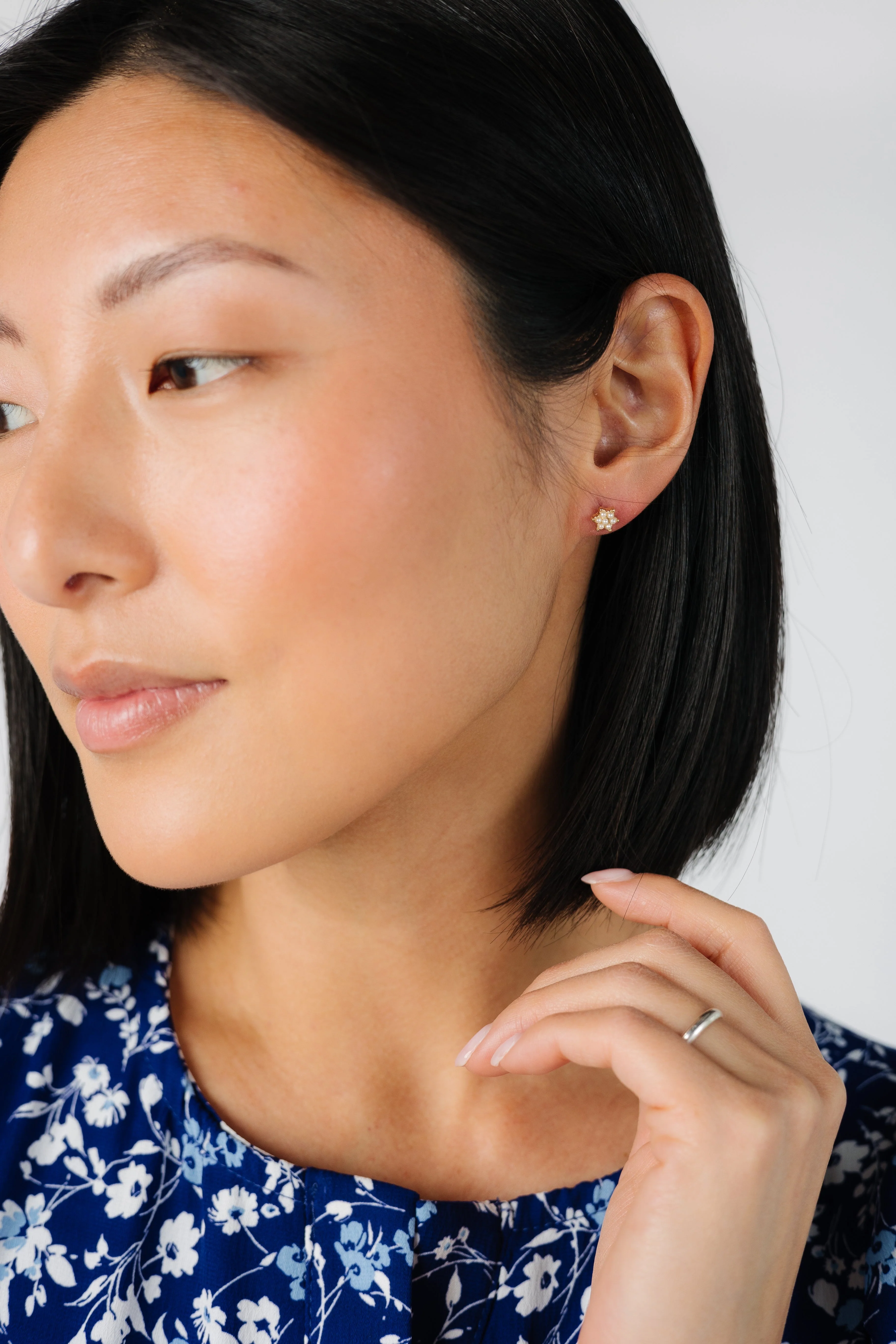 Cove Star Earrings - Image 2