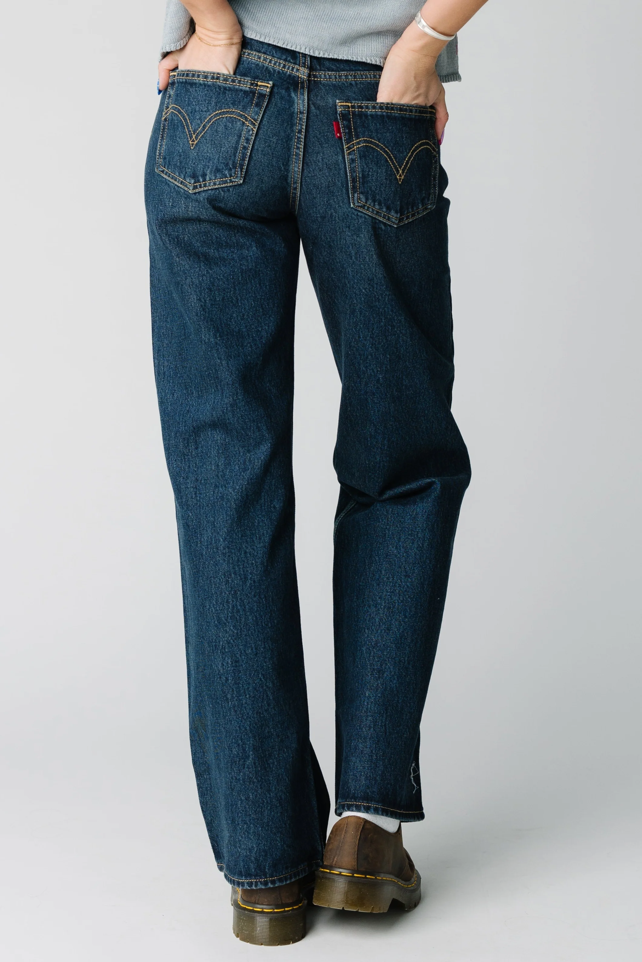Levi's Low Loose Women's Jeans - Image 2