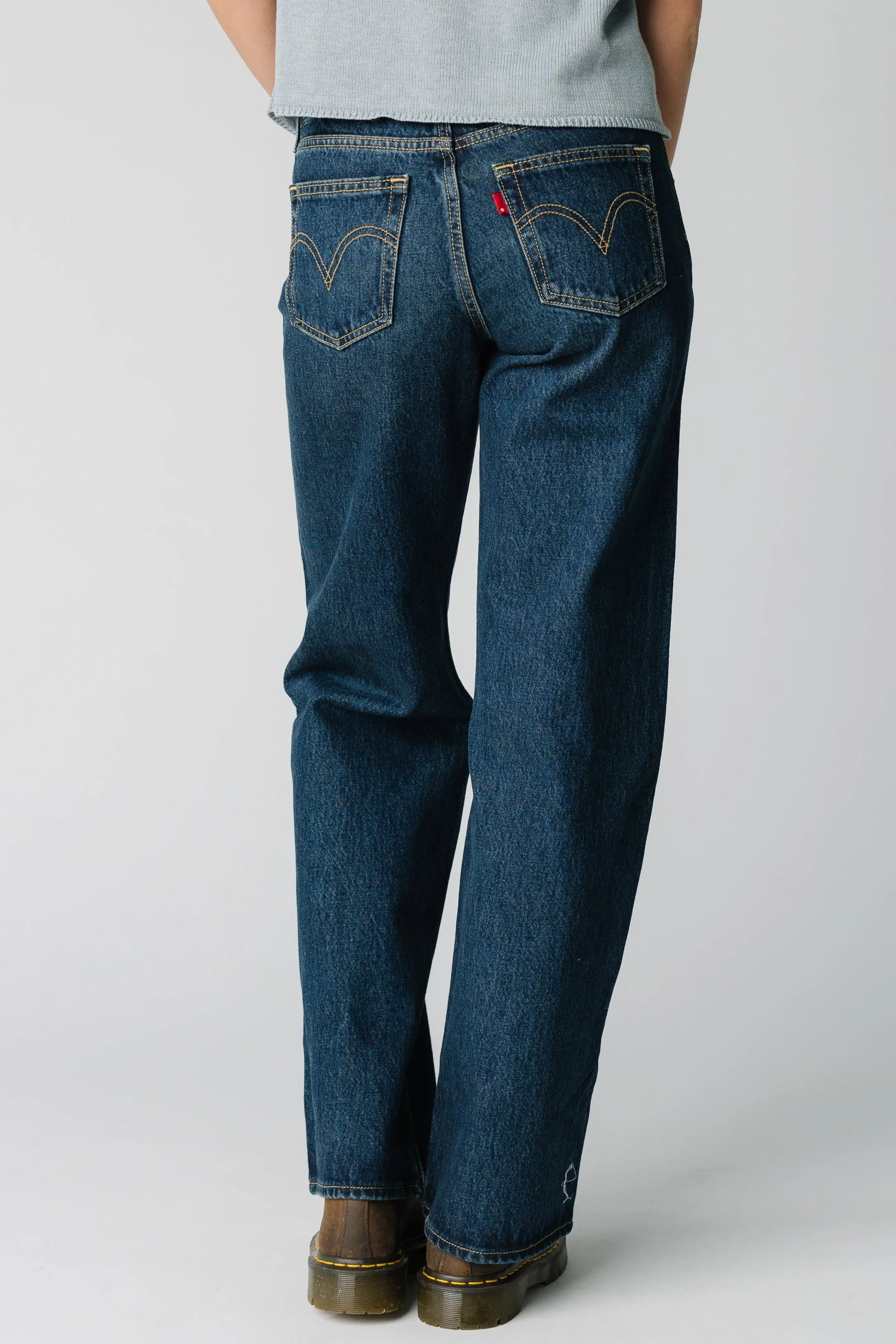 Levi's Low Loose Women's Jeans - Image 4