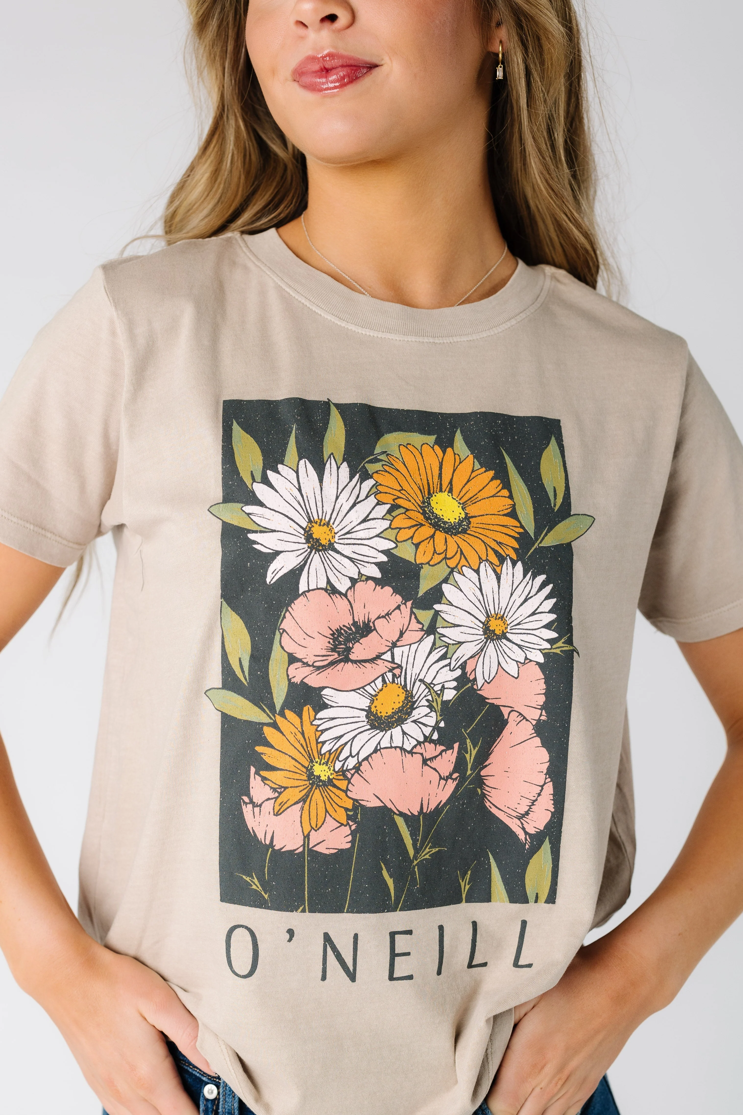 O'Neill Heritage Daisy Tee - Image 2